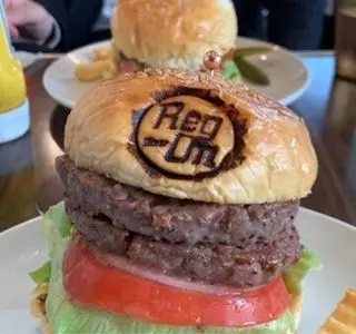 Reg-On Diner 渋谷本店（レッグオンダイナー）