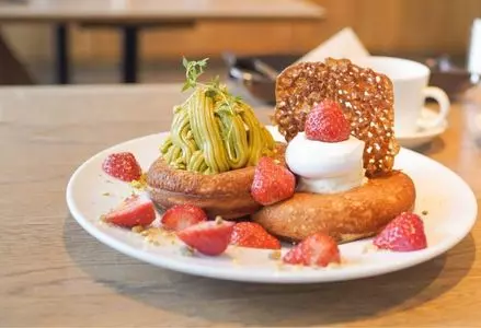 カフェ＆ブックス ビブリオテーク 東京・吉祥寺（café & books bibliotheque【旧店名】タルタート）