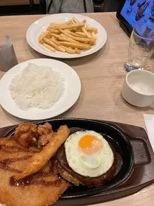 ガスト 野田阪神店