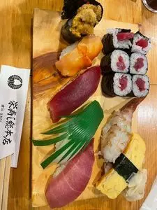 栄寿し総本店（さかえずしそうほんてん）