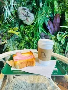 Boulangerie&Cafe. Be（ブーランジェリー&カフェ ビー）