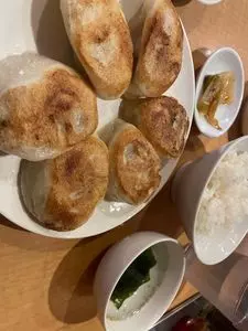 でっかい餃子 曽さんの店 代々木店（ソサンノミセ）