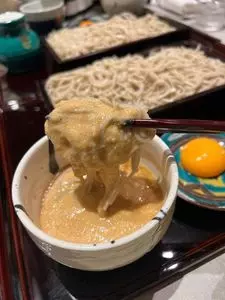 NK 蕎麦屋の二階