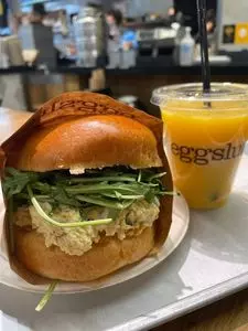 eggslut 新宿サザンテラス店（エッグスラット）