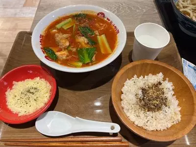 太陽のトマト麺 晴海トリトン店