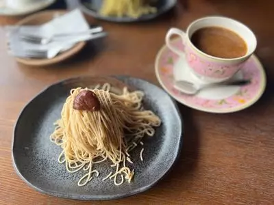 珈琲蔵人 珈蔵 箕面店（コーヒークロウド・カクラ）