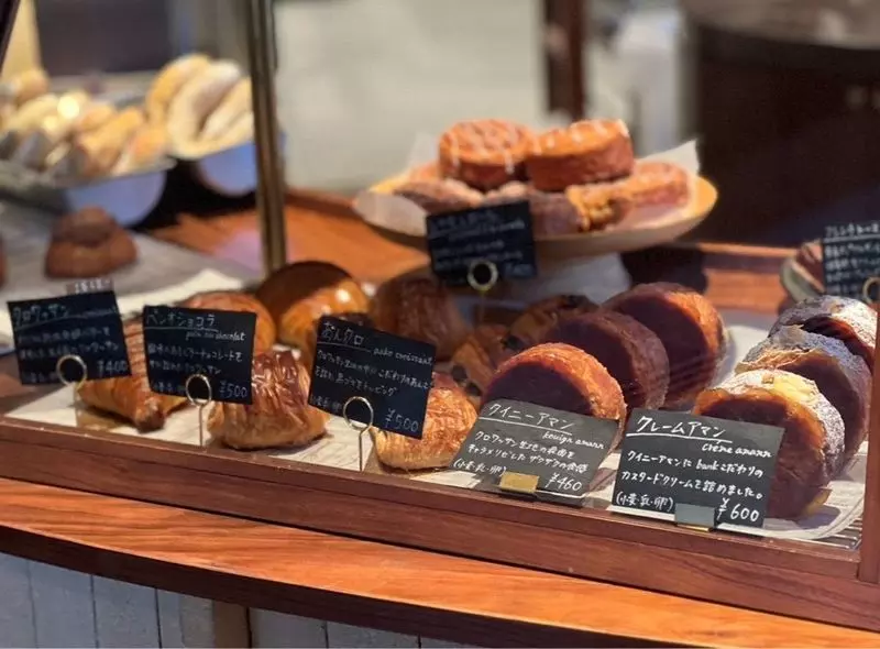 Bakery bankの焼き立てパンで東京のおしゃれカフェを満喫 2枚目