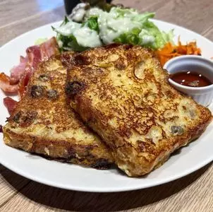 ベーカリー&カフェ 沢村 広尾プラザ