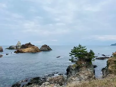穴見海岸