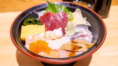 御さしみ家 新宿西口ハルク店(【旧店名】御さしみ家 りんず) 2枚目