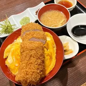 肉屋食堂 たけうち