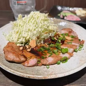 豚が旨い大衆酒場 とんまる 勝川店