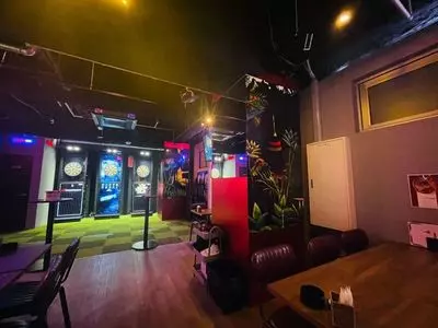 Beer Pong Bar GROVE 新宿店（ビア ポン バー グローブ）