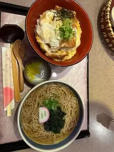 讃さん広場