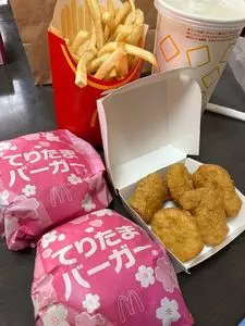 マクドナルド 甲府アルプス通り店（McDonald's）
