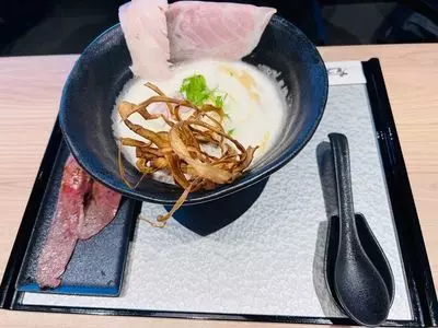 鶏soba 座銀 寝屋川店