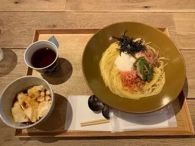 こなな なんばパークス店