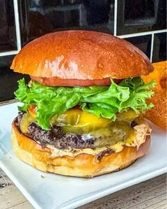 Craft Burger co. 北堀江店（クラフト バーガー）