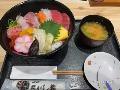 沼津魚がし丼 アスティ静岡店
