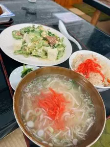 沖縄そば屋（おきなわそばや）