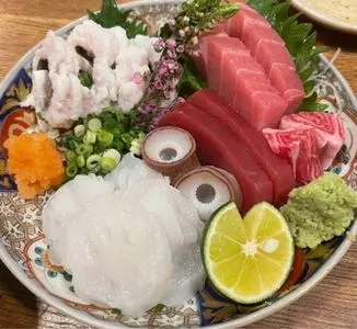 日本酒バル　Chintara（チンタラ）