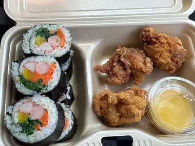 キンパとチキンのお店 姫路店