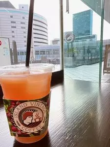 アイランド ヴィンテージ コーヒー 横浜ベイクオーター店（Island Vintage Coffee）