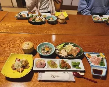 鳥料理 ゆふ