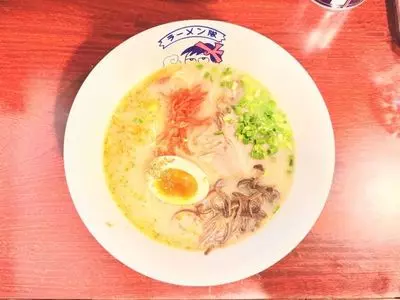 ラーメン隊 目黒三田店（らーめんたい）