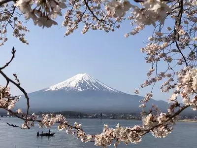河口湖円形ホール