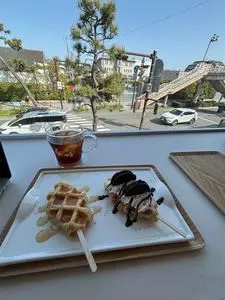 DRESSY CAFE KAMAKURA（ドレシー カフェ カマクラ【旧店名】DRESSY ROOM & Tea KAMAKURA）