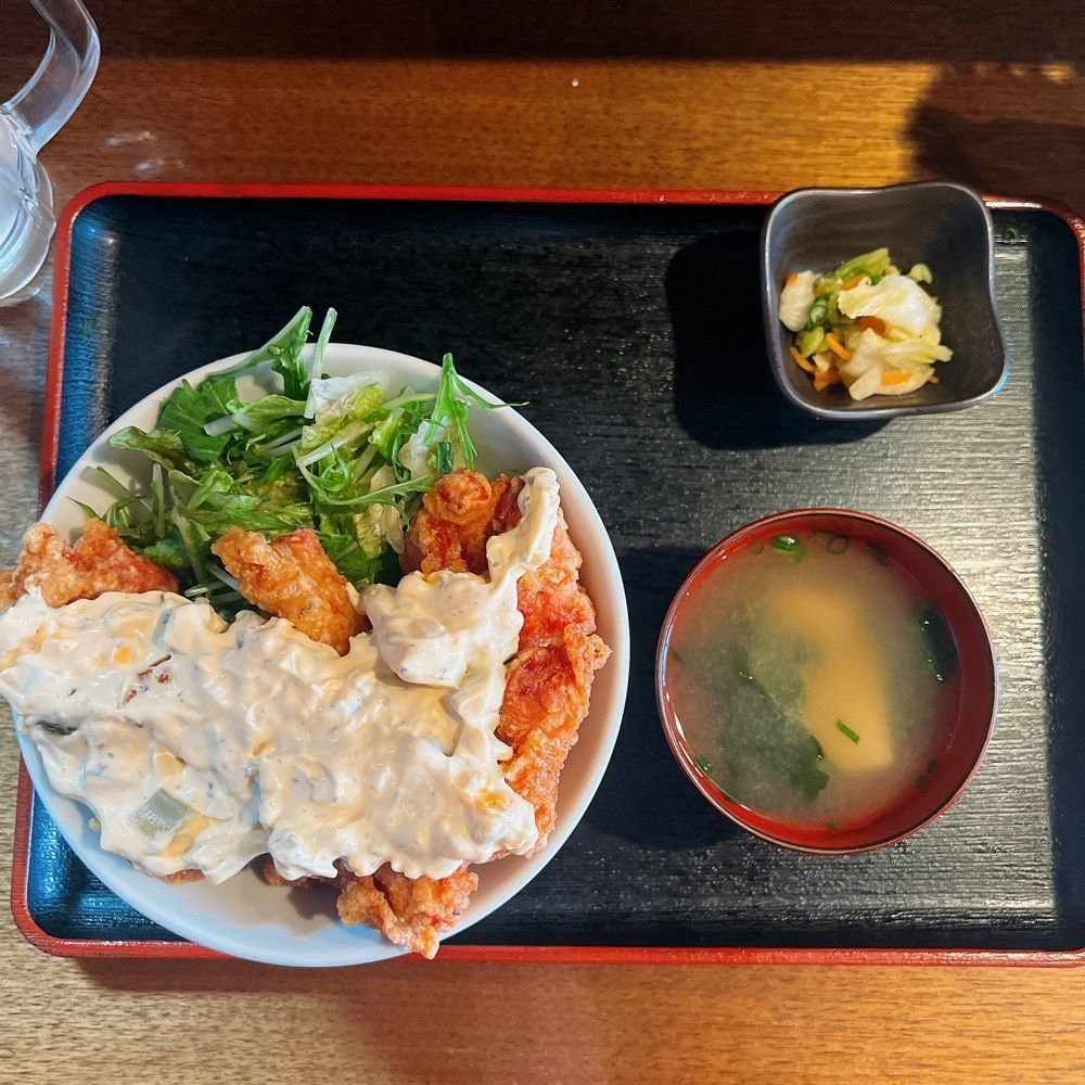 ヤジメシ　ボリューム満点東京グルメさんが投稿したなるとキッチン 荻窪店（NARUTO KITCHEN）に関する口コミの画像