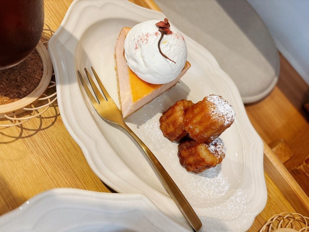 amamさんが投稿したWHITE. coffee roastery（ホワイト コーヒー ロースターリー）に関する口コミの画像