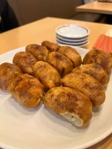 ホワイトギョーザ サガノ家（【旧店名】さがの）