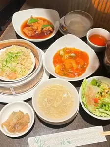 廣東料理 民生 ヒルトンプラザウエスト店（みんせい）