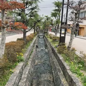 岳温泉