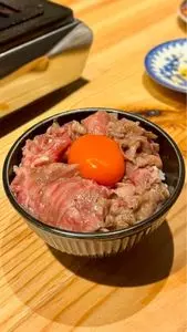 カウンター焼肉 うしすき