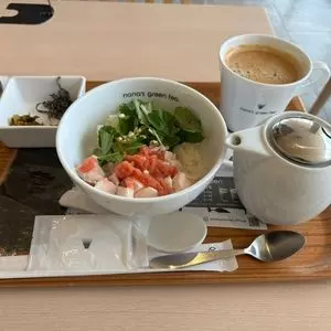ナナズ・グリーンティー piole姫路店（nana's green tea）