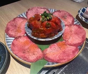 人宿焼肉 あわヨクバ。
