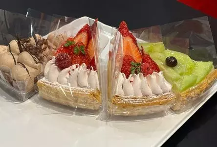 フルーツケーキファクトリー すすきの店