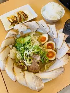 麺道 しゅはり 三宮センタープラザ店