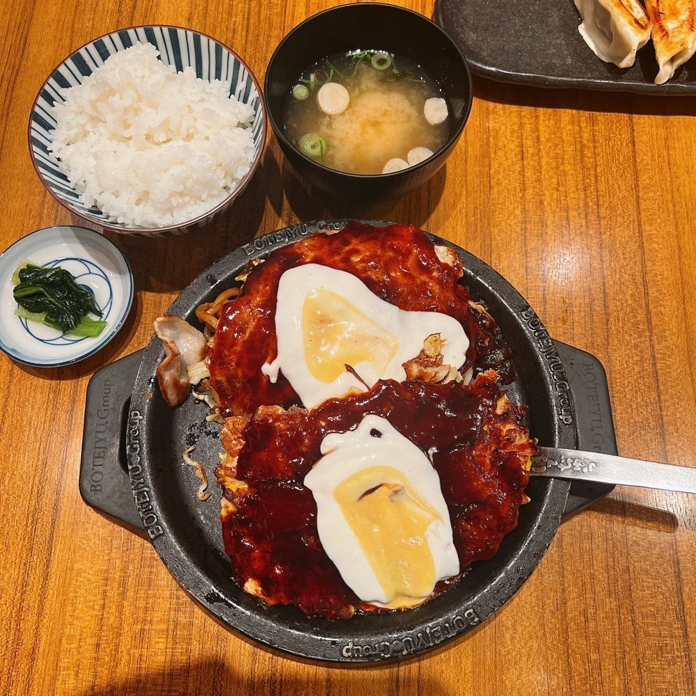 ヤジメシ　ボリューム満点東京グルメさんが投稿したぼてぢゅう 新宿サブナード店に関する口コミの画像