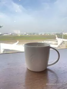 スターバックスコーヒー 羽田空港第1ターミナルTHE HANEDA HOUSE5階店（Starbucks Coffee）