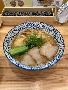 らぁ麺 秀登