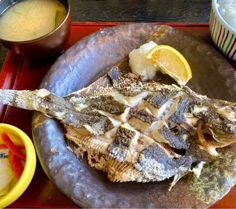 志生亭（しきてい）