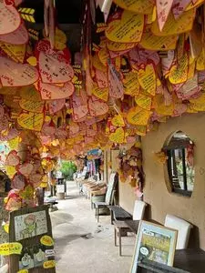 夫婦滝・滝のおみやげ屋さん