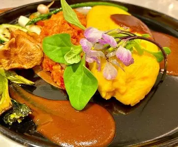 パーラー 明治の館