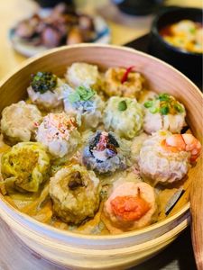 ヤキトリボーイシュウマイガール 梅田店 4枚目