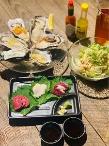 馬肉と牡蠣の創作バル motto.（モット）