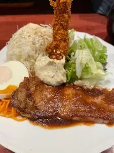 グリル 樹